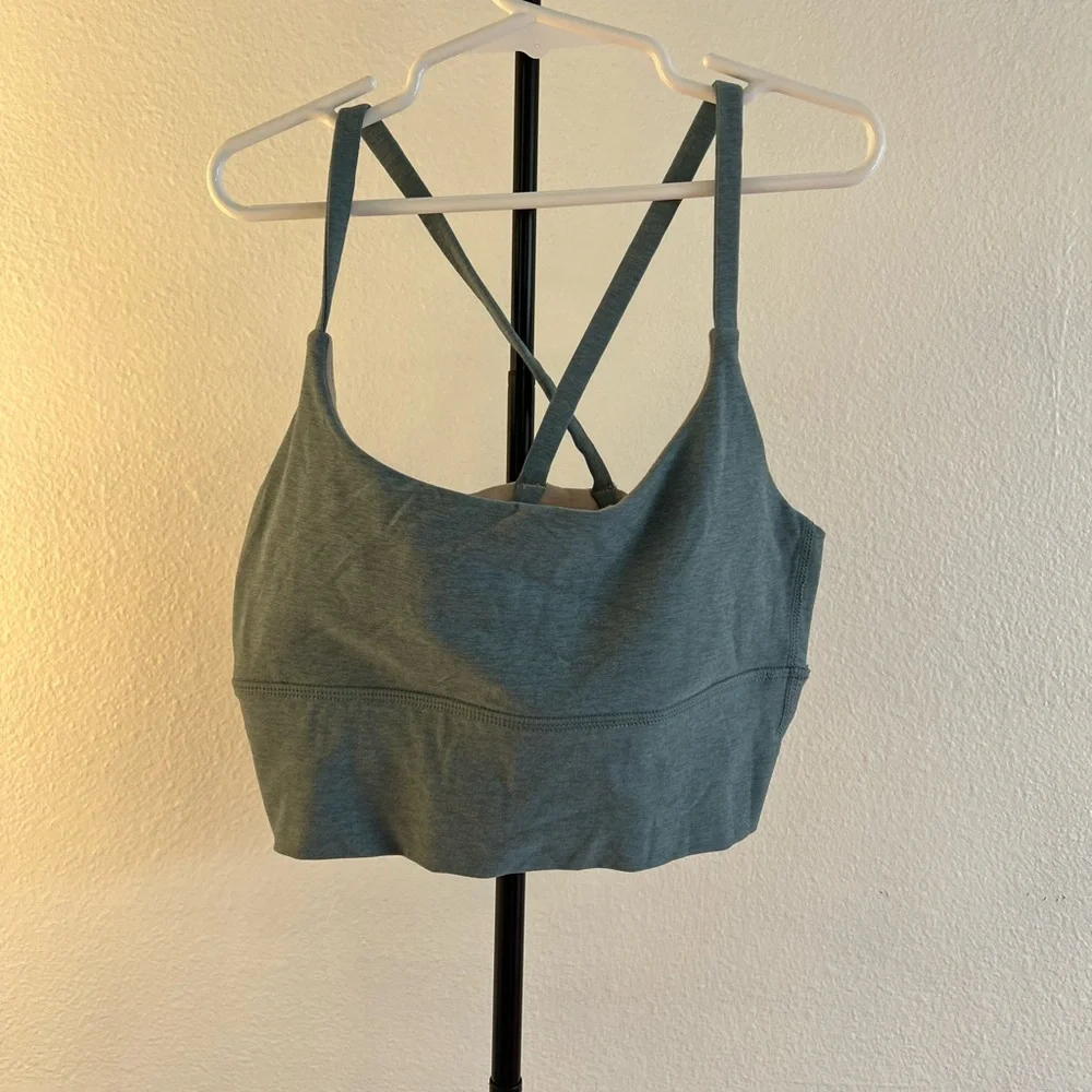 Vuori Blue Women's Workout Top and Leggings - Workout Set Size Small - Picture 7 of 16